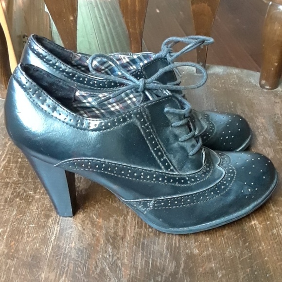 Black Booties - Picture 2 of 3